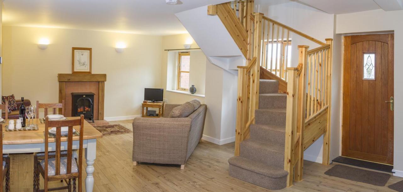 Finest Retreats - 2 Bed Llangollen Cottage - Sleeps 4 エクステリア 写真